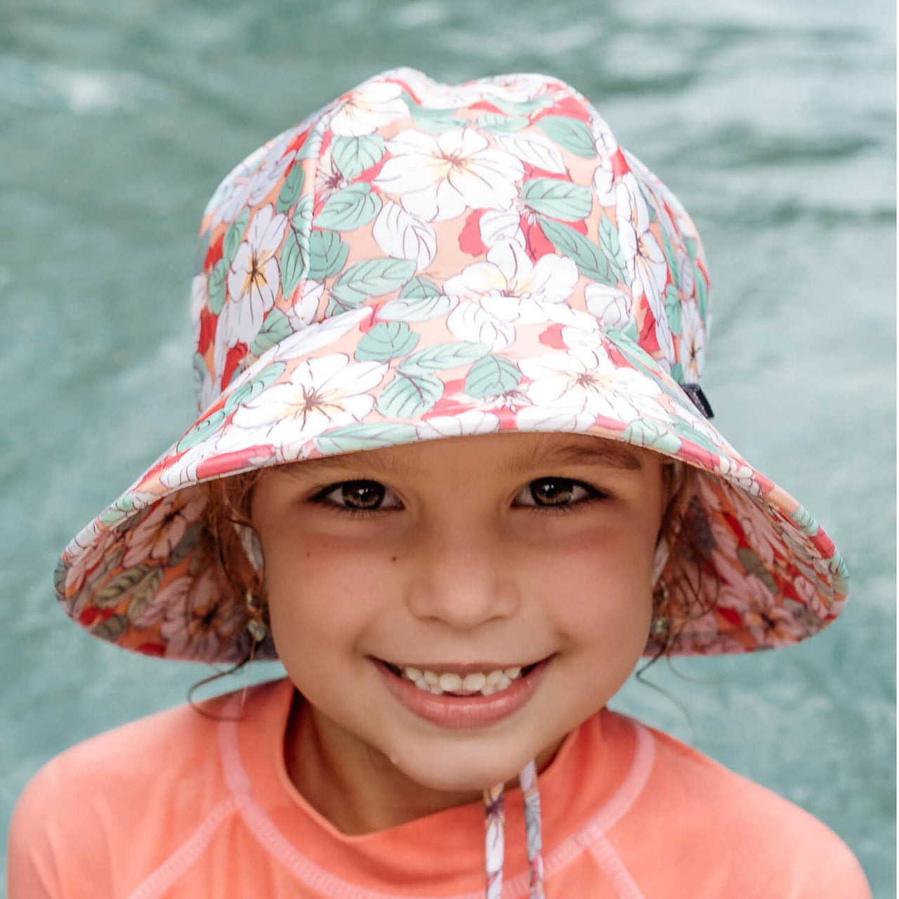Bedhead  - Ponytail Swim Bucket Hat - Hibiscus